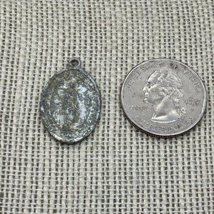 Vintage Miraculous Medal Virgin Mary As Is Miracles Protect Catholic Gift Oval